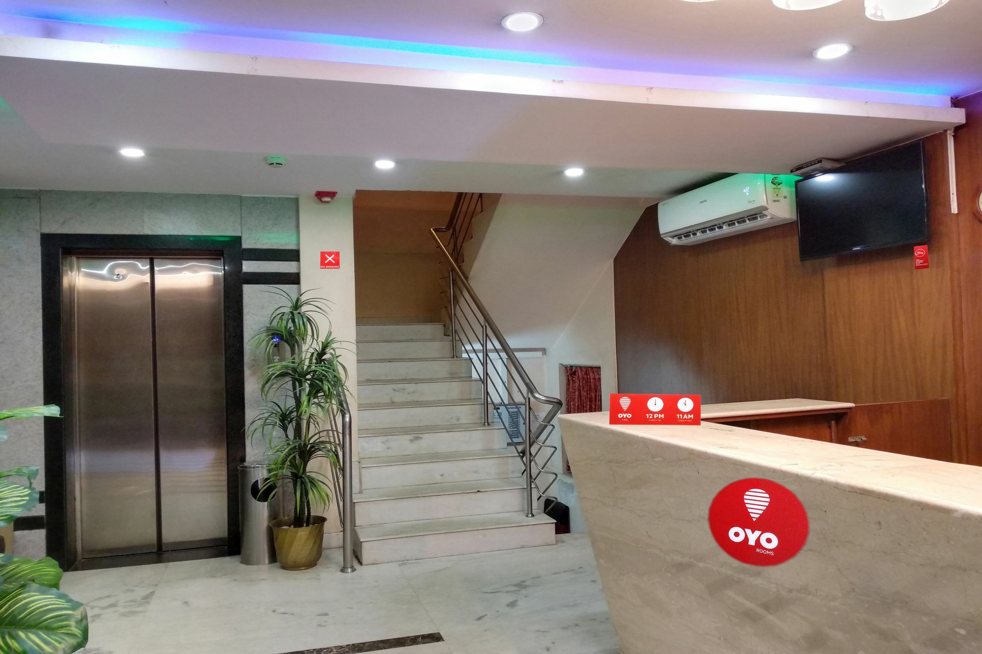 Oyo 9925 The Ocea International Hotel Bangalore Exterior photo